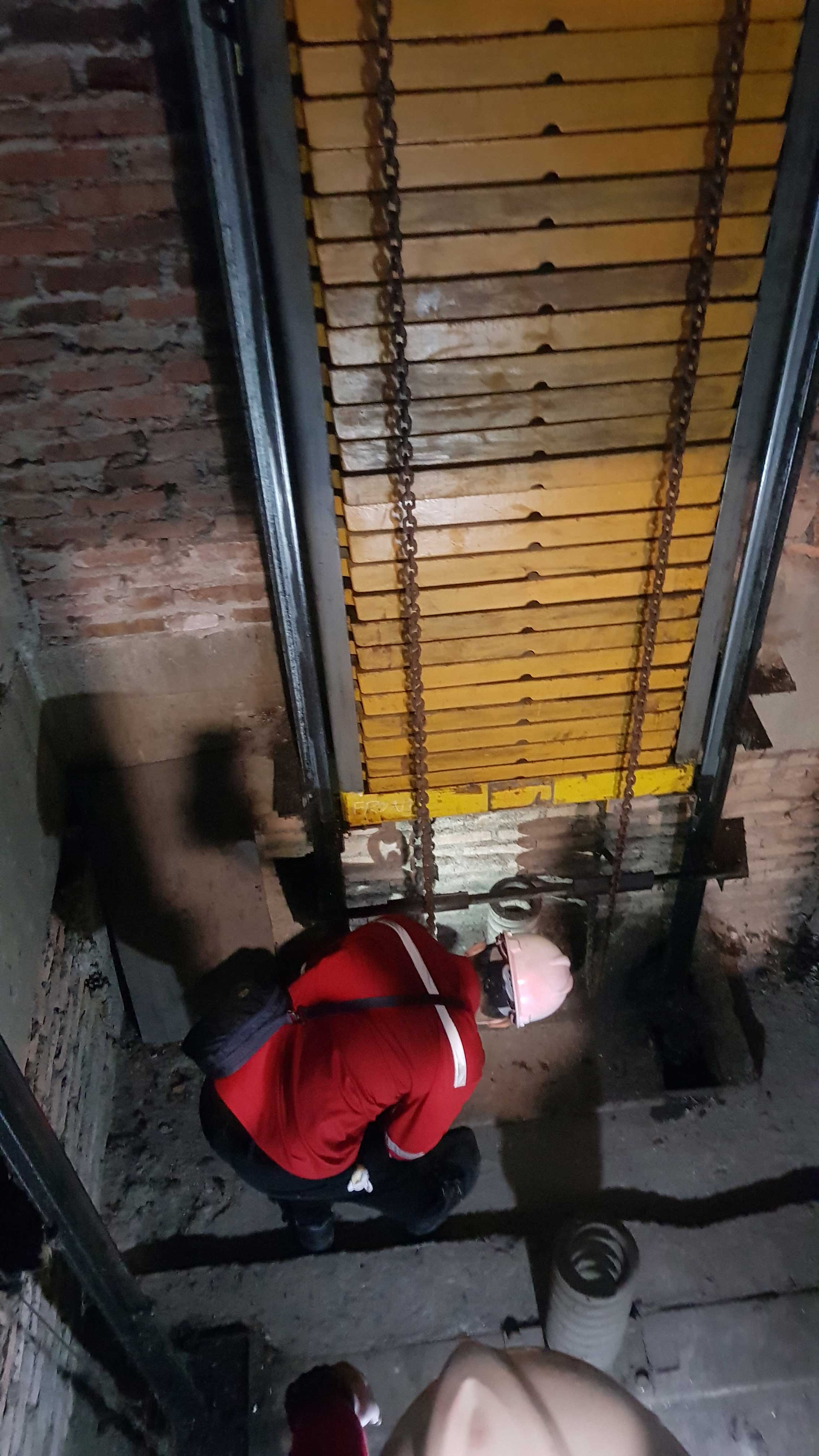Perbanas Institute - Riksa Uji K3 Pit Elevator